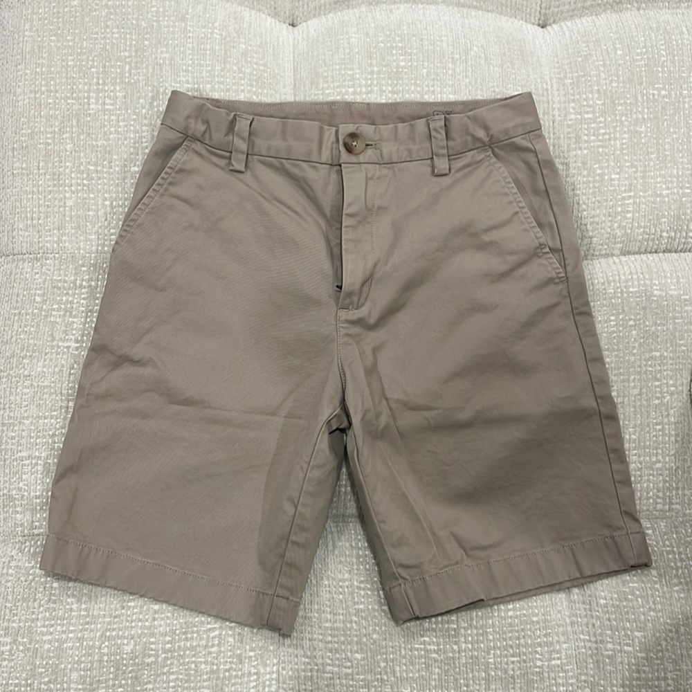 Vineyard Vines khaki shorts
